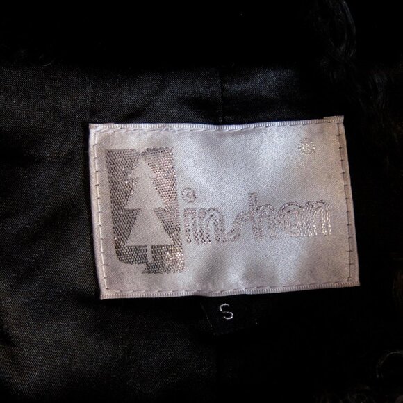 GORGEOUS Vintage Mongolian Fur Belted Boho Vest Coat - Picture 8 of 11